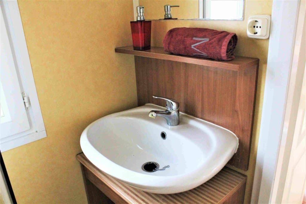 mobil home sun roller 27