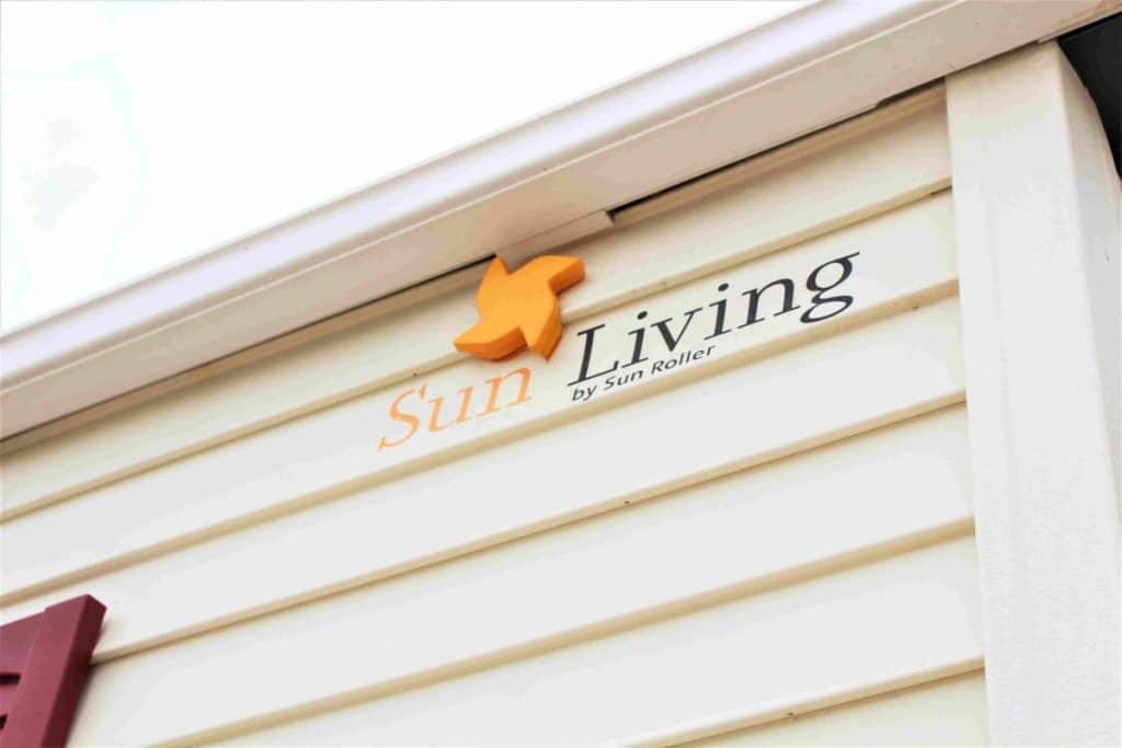 mobil-home-sun-roller-3