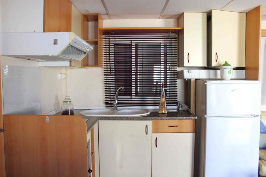 mobil home sun roller roja 10.2