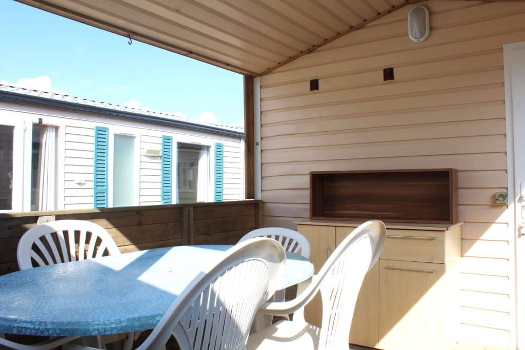 mobil home con terraza 4
