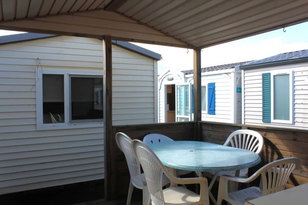 mobil home con terraza 8