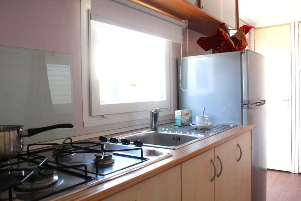 mobil home sun roller 14