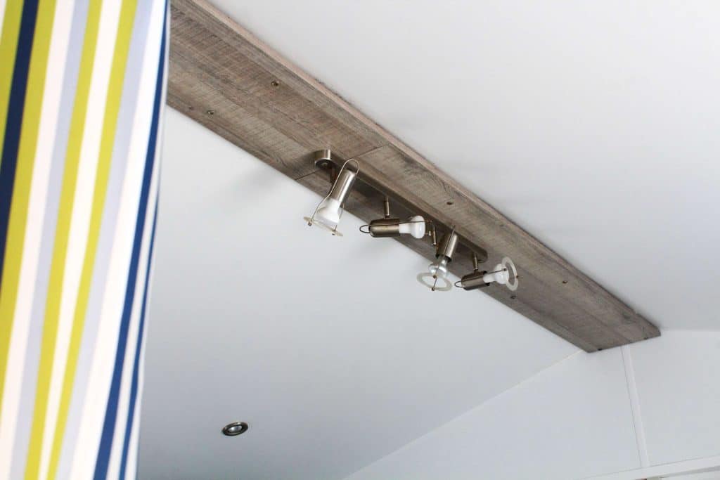 mobil home con porche en madera loggia 14