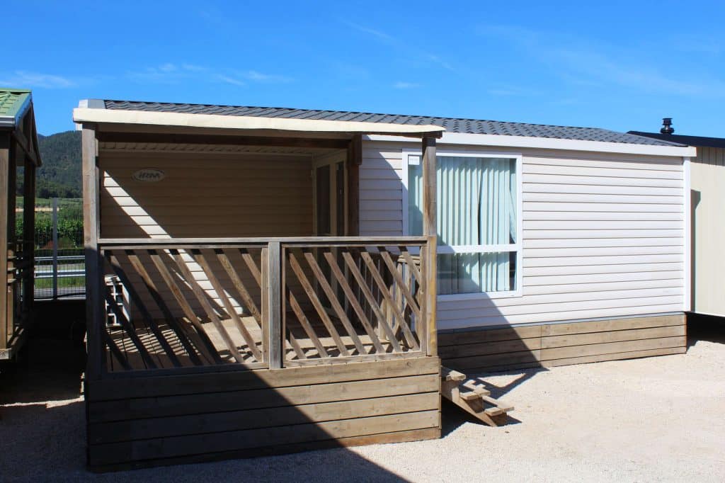 mobil home con porche en madera loggia 3