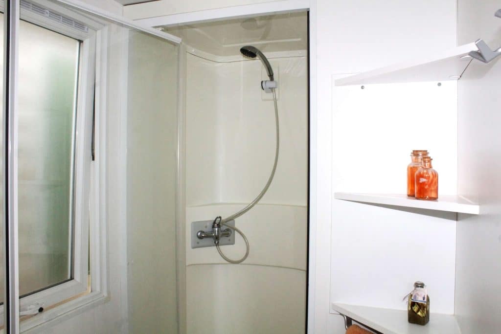 mobilhome con porche irm 22