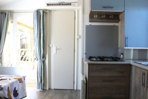 mobil-home-con-porche-en-madera-loggia-11