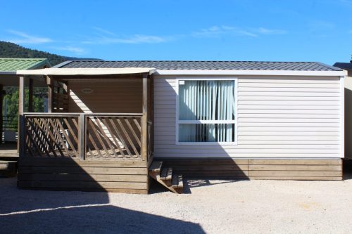 mobil-home-con-porche-en-madera-loggia-2