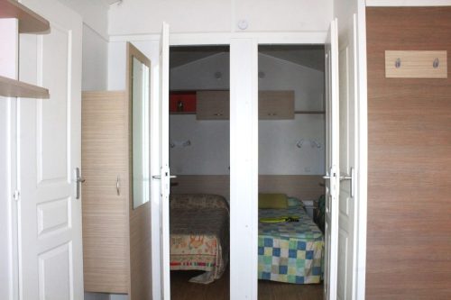 mobil-home-ocasion-con-porche-10