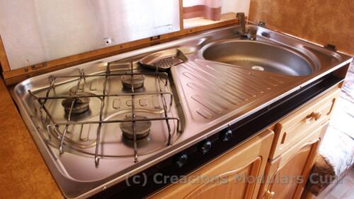 9 caravana en camping
