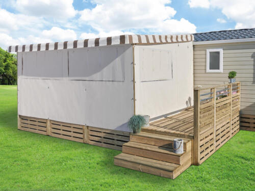 Terrasse-bois-Clairval-couverte-residentielle-profondeur-3m60-vue-exterieure-toiles-porte-fermee
